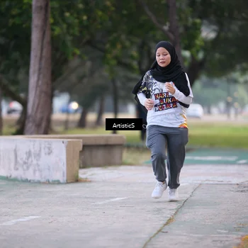 Runner Photo 4323441