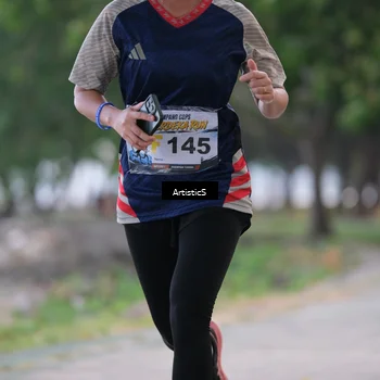 Runner Photo 4323461