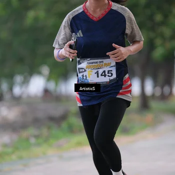 Runner Photo 4323463