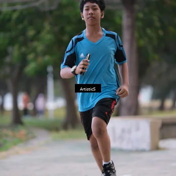 Runner Photo 4323467