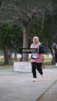 Runner Photo 4323477