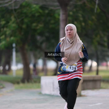 Runner Photo 4323479