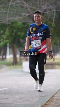 Runner Photo 4323487