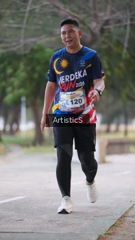 Runner Photo 4323490