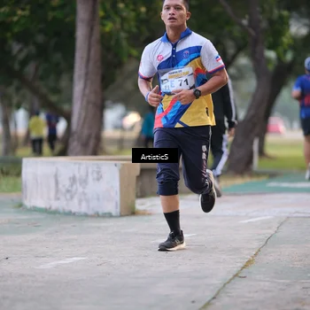 Runner Photo 4323492