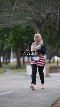 Runner Photo 4323510
