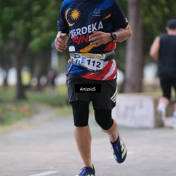 Runner Photo 4323512