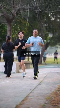 Runner Photo 4323515