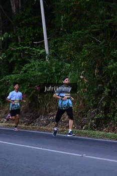 Runner Photo 4323522