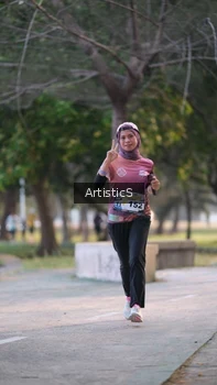 Runner Photo 4323560