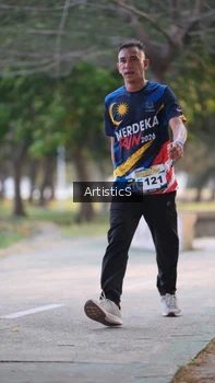 Runner Photo 4323579
