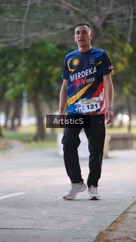 Runner Photo 4323580