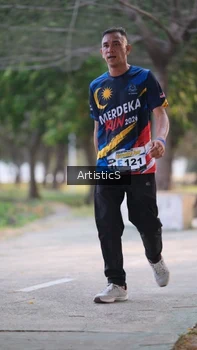 Runner Photo 4323588