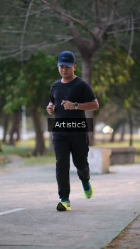 Runner Photo 4323589