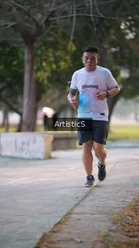 Runner Photo 4323591