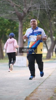 Runner Photo 4323594