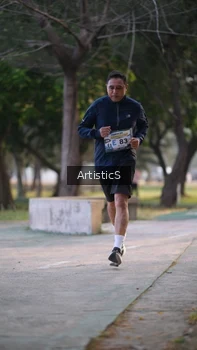 Runner Photo 4323603