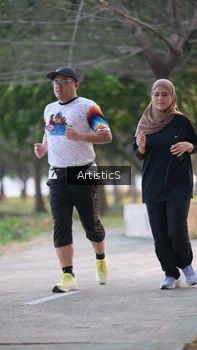 Runner Photo 4323606