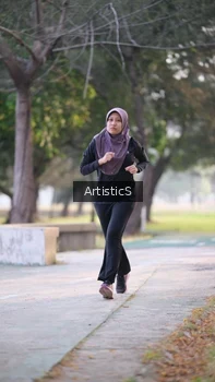 Runner Photo 4323607