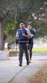 Runner Photo 4323614