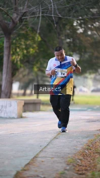 Runner Photo 4323618