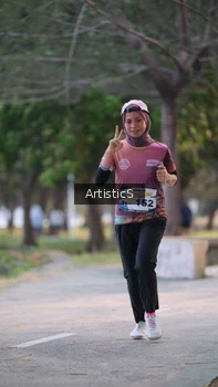 Runner Photo 4323629