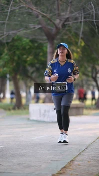 Runner Photo 4323635