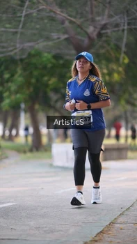 Runner Photo 4323639