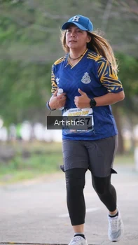 Runner Photo 4323640