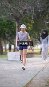 Runner Photo 4323646