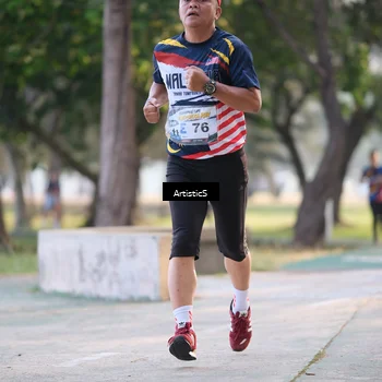 Runner Photo 4323669