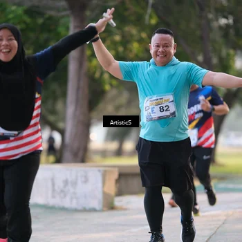 Runner Photo 4323682