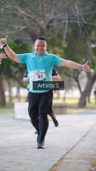 Runner Photo 4323684