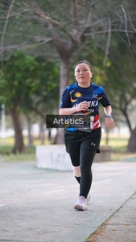 Runner Photo 4323716