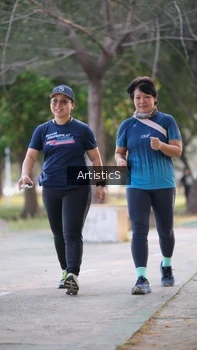 Runner Photo 4323717