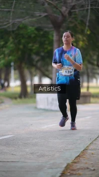 Runner Photo 4323720