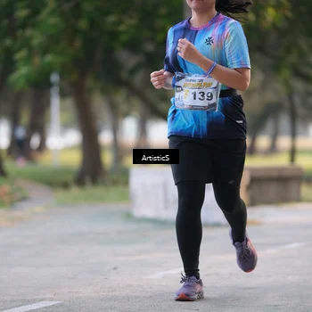 Runner Photo 4323723