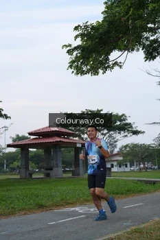 Runner Photo 4323734
