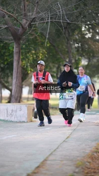 Runner Photo 4323776