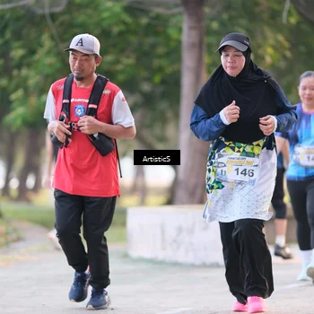 Runner Photo 4323778