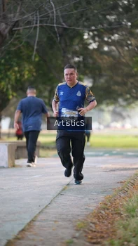 Runner Photo 4323798