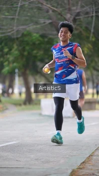 Runner Photo 4323802