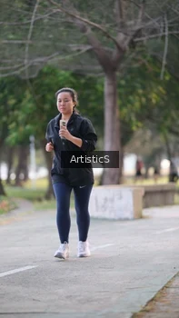 Runner Photo 4323805