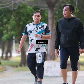 Runner Photo 4323825
