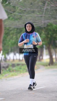 Runner Photo 4323827
