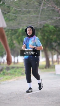 Runner Photo 4323828