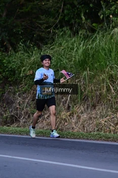 Runner Photo 4323829