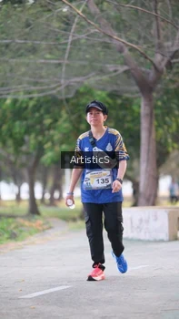 Runner Photo 4323839