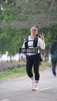 Runner Photo 4323848
