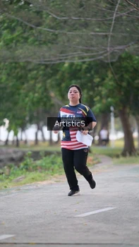 Runner Photo 4323856